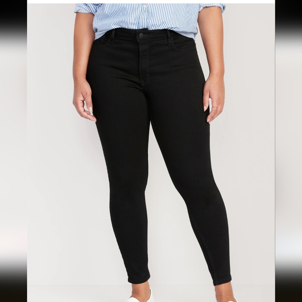 Old Navy Black Super Skinny Jeans
